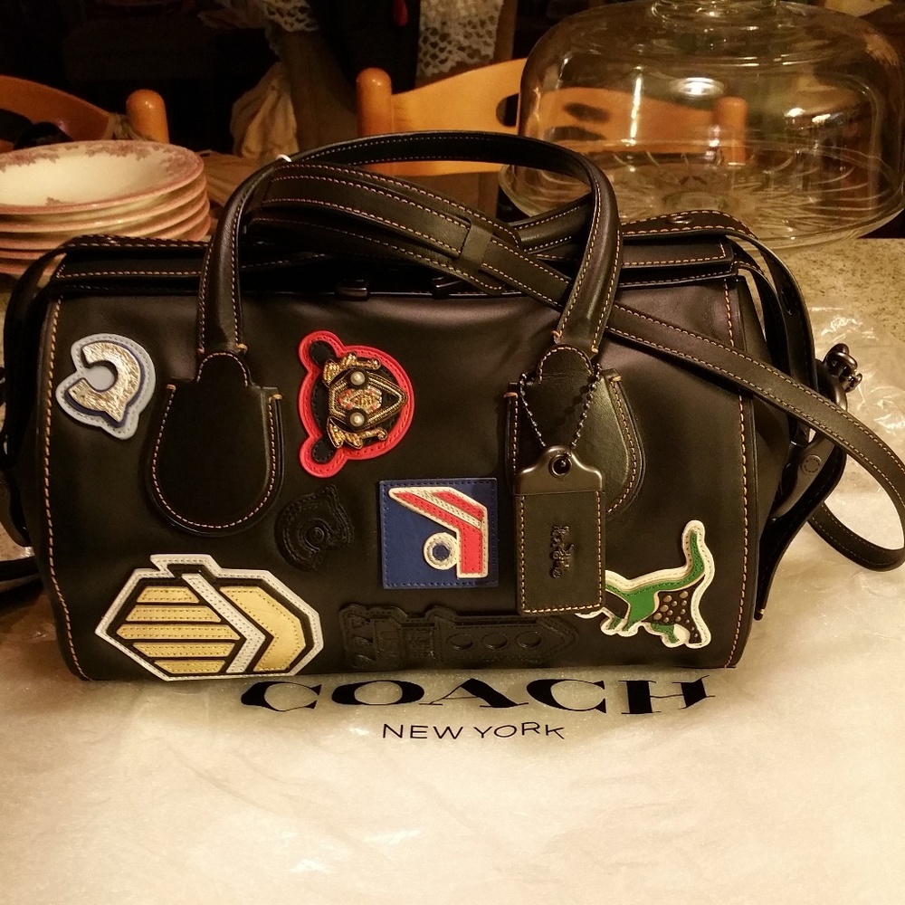 FOR JACKIE COACH ONLY ROGUE "BADLANDS" SATCHEL 30